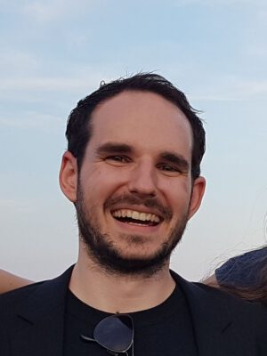 Frederic Schier : Geschäftsleitung
